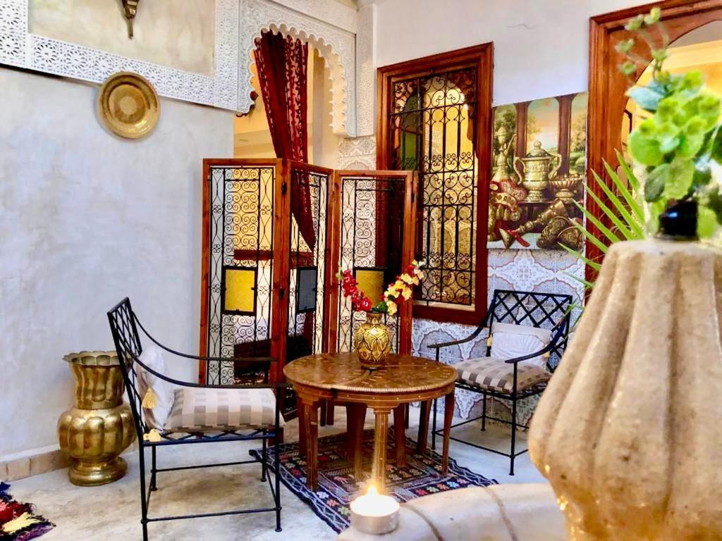 Apartamento Dar Eljazouli Marrakesh Exterior foto